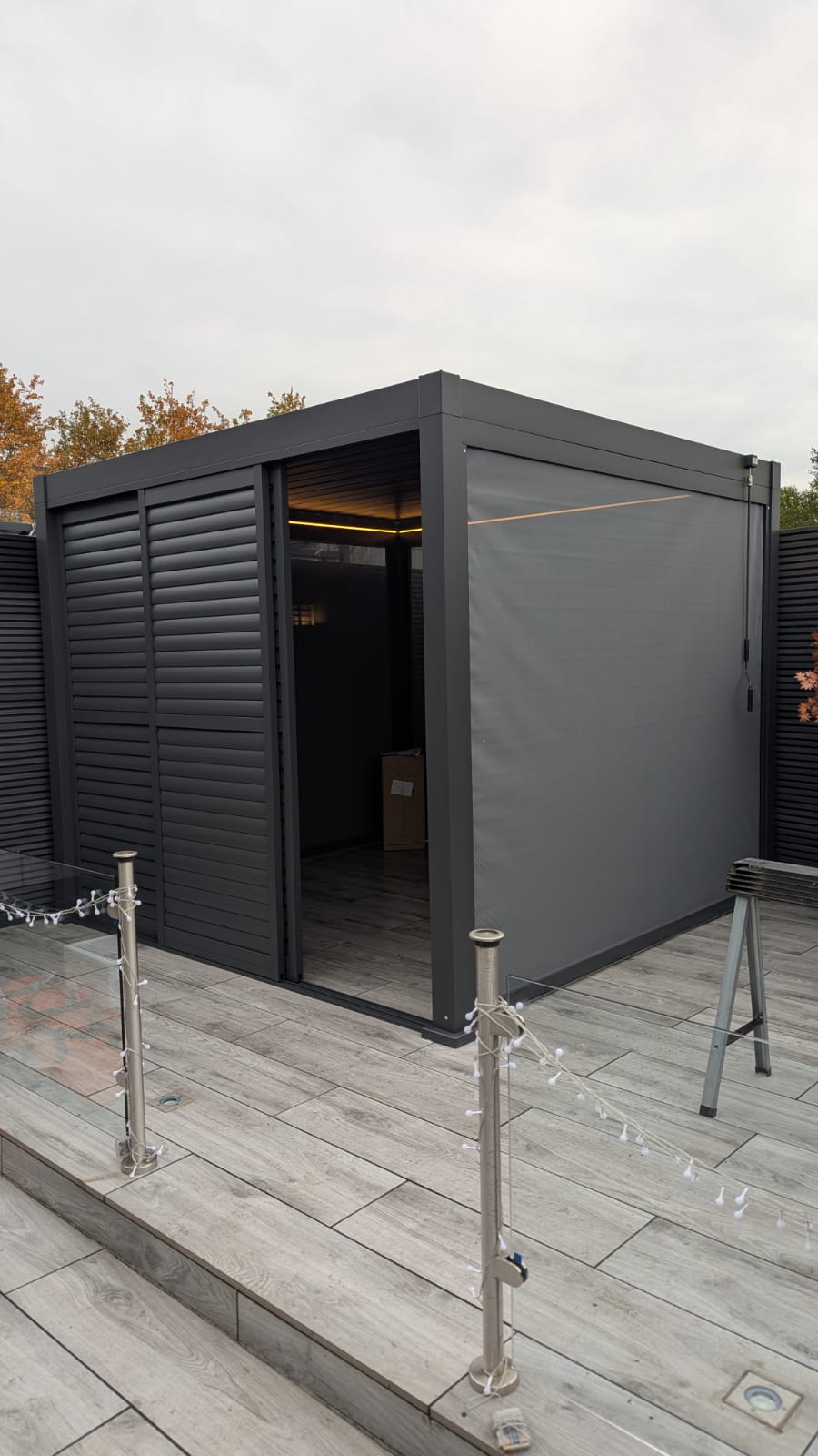 3M Aluminium Shuttered Louvre Sliding Door System